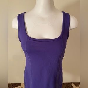 Tonic Active Yoga Top with Built in Shelf Bra Size Medium in EUC